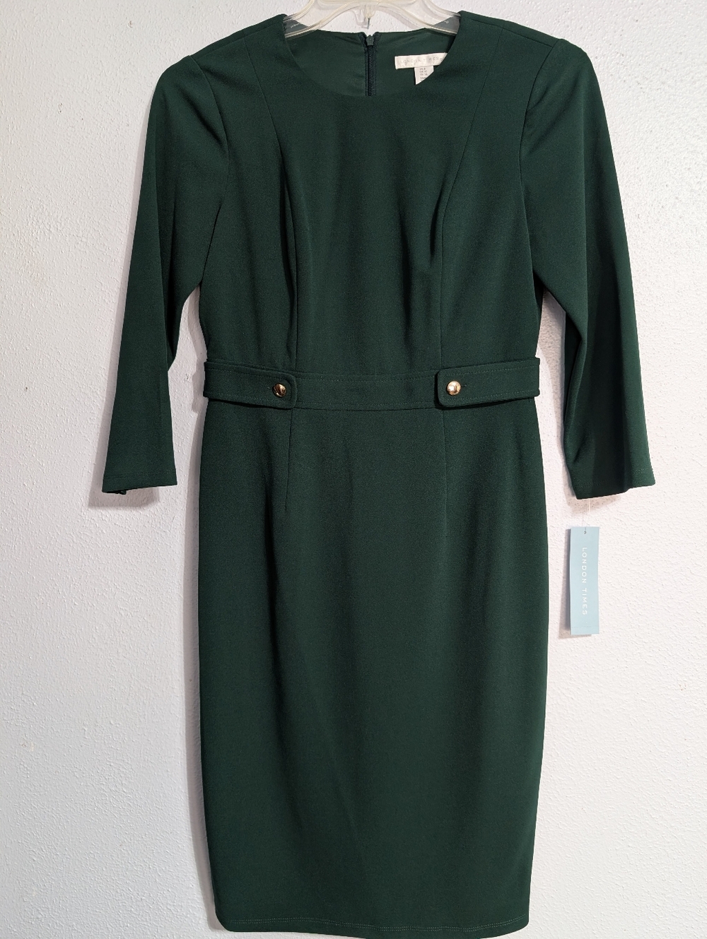 London Times Elegant Forest Green Sheath Dress with Gold Button Detail